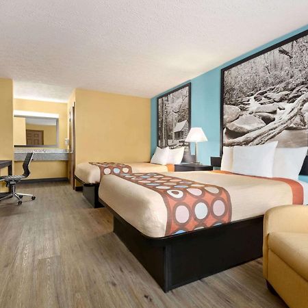 Super 8 By Wyndham Whites Creek/ Nashville Nw Area Exterior photo