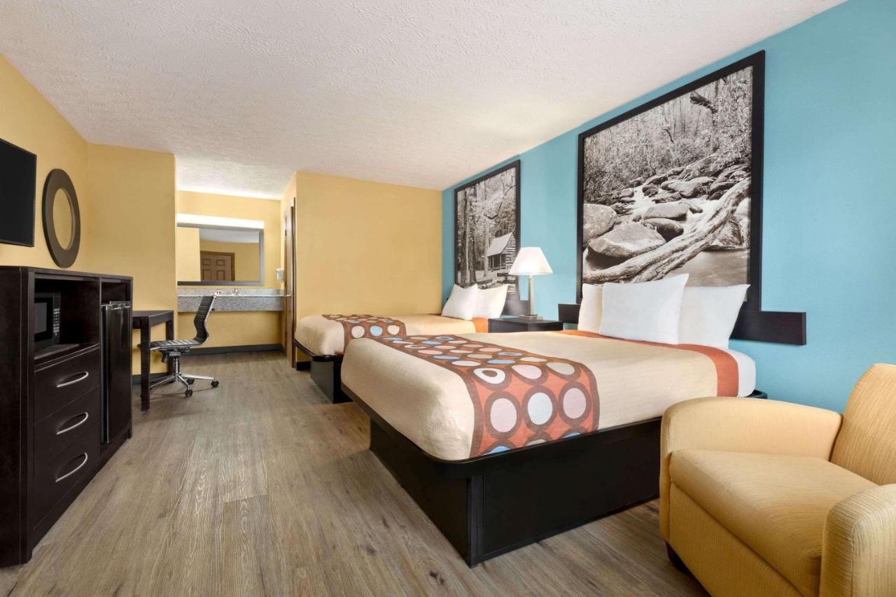 Super 8 By Wyndham Whites Creek/ Nashville Nw Area Exterior photo